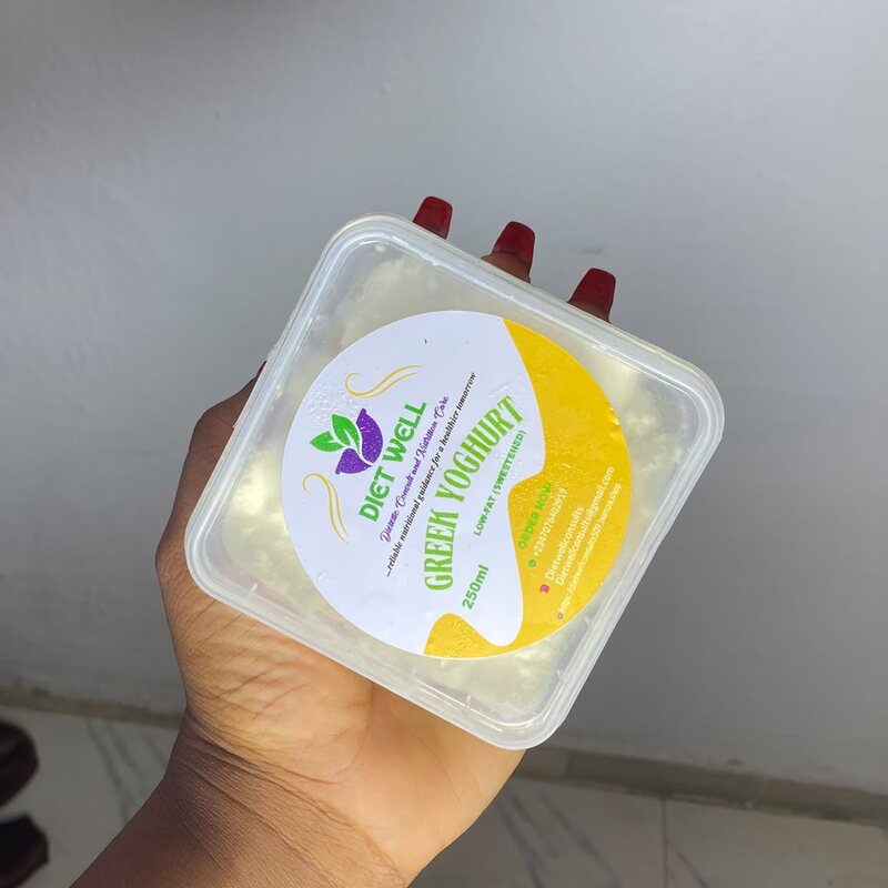 Diet Well Greek Yoghurt, 500ml tub — photograph 2 of 4