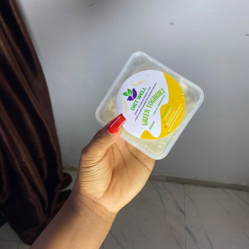 Diet Well Greek Yoghurt, 500ml tub — photograph 3 of 4